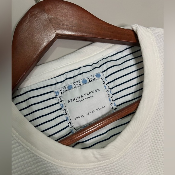 Denim&Flower-Long Sleeve Top - Picture 2 of 3